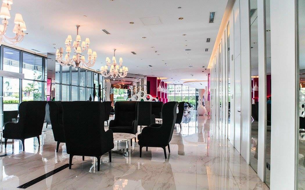 Azure Urban Beach Resort Manila By Radlett Exteriör bild