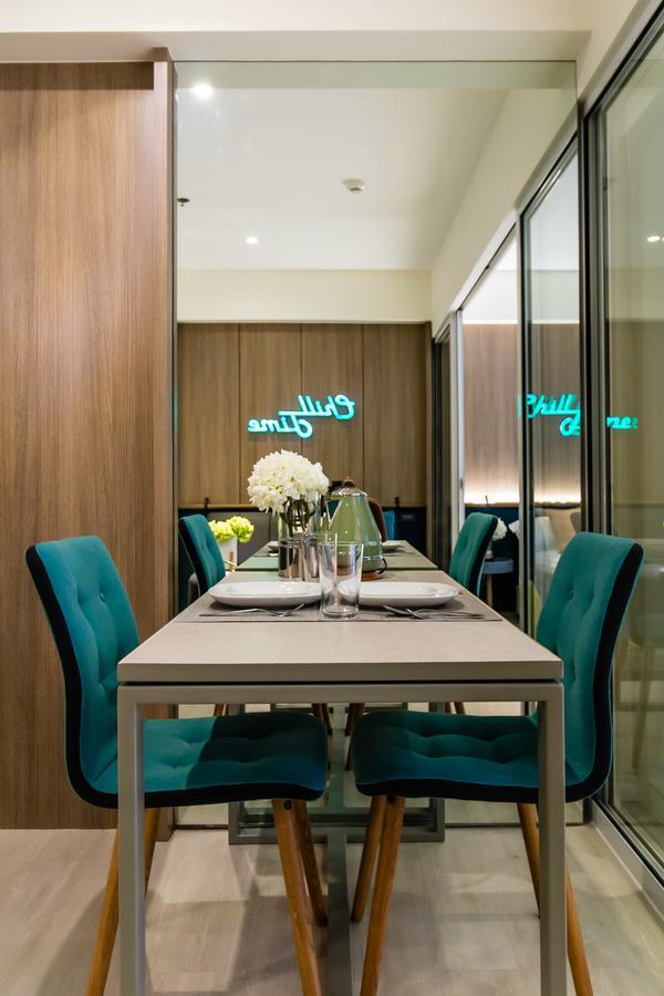 Azure Urban Beach Resort Manila By Radlett Exteriör bild